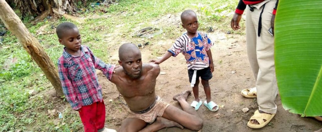 Vigilante group nabs suspected kidnapper & rescue two abducted children in Rivers